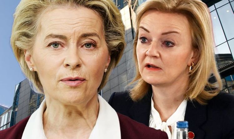 Huge border row erupts as First Minister declares end EU checks NOW