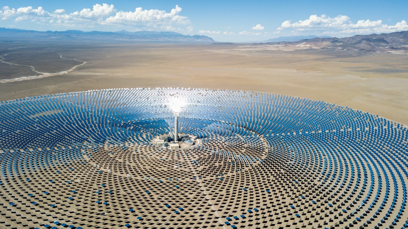 Saudi Arabia&rsquo;s Solar Bet Exposes the Energy Stock You Need to Own Right Now