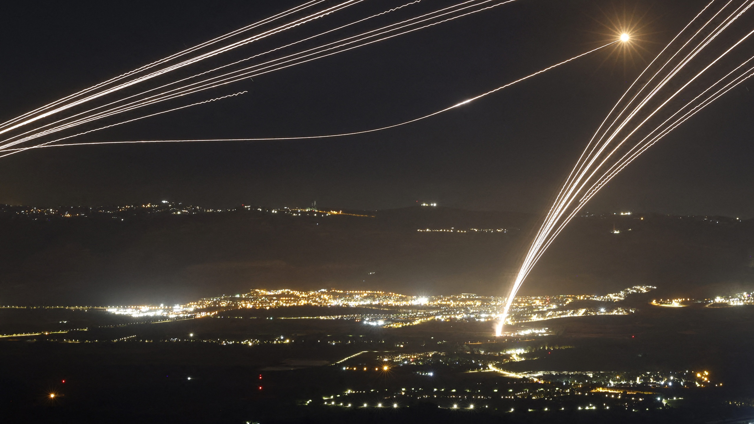 Why Can&rsquo;t Saudi Arabia Stop Houthi Missiles&mdash;and Could Israel Help?